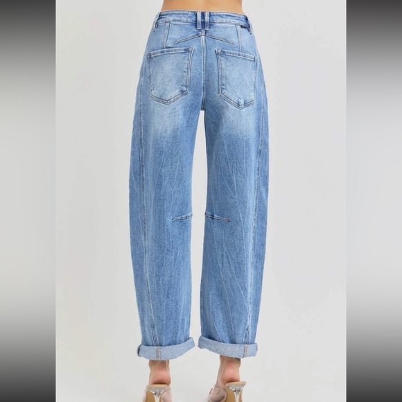 Risen Jeans High-Rise Relaxed Barrel Leg Jeans with Cuffed Hem Size 11/30 NWT - Picture 2 of 10